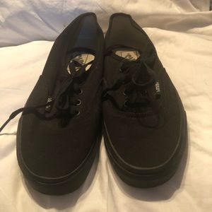 All Black vans 7.5 in women’s